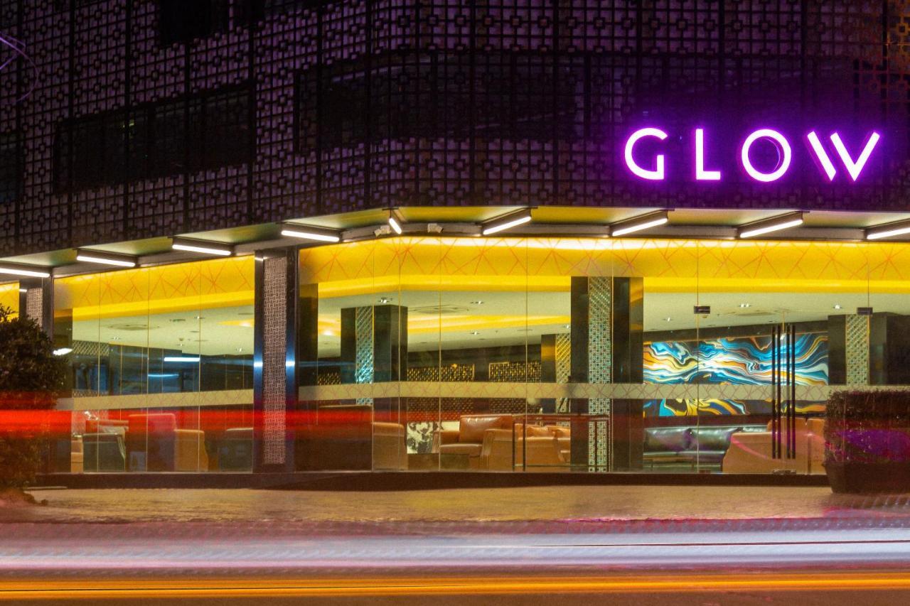 Glow Pattaja Kültér fotó
